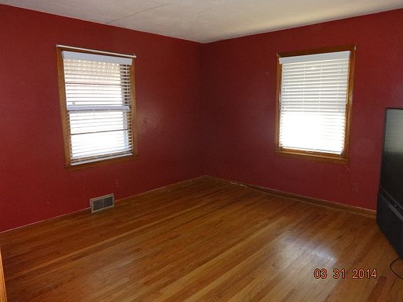 5th image of 2606 N 45th Ter