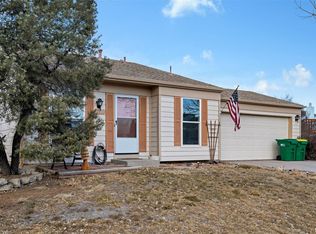 1942 Danube Way, Aurora, CO 80011