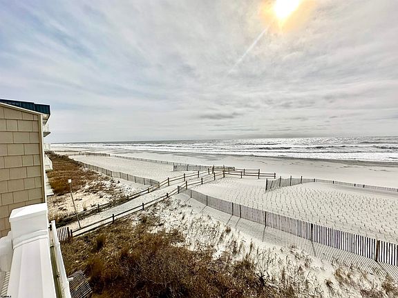 3rd image of 612 E Brigantine Ave #612