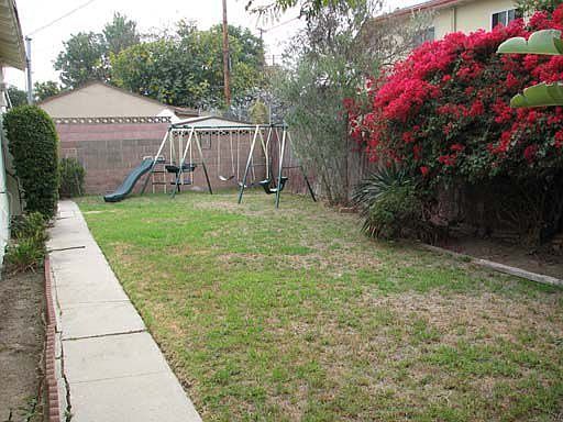 4th image of 8937 Kittyhawk Ave
