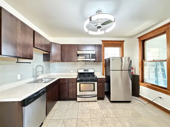 1438 N Central Park Ave APT 2, Chicago, IL 60651