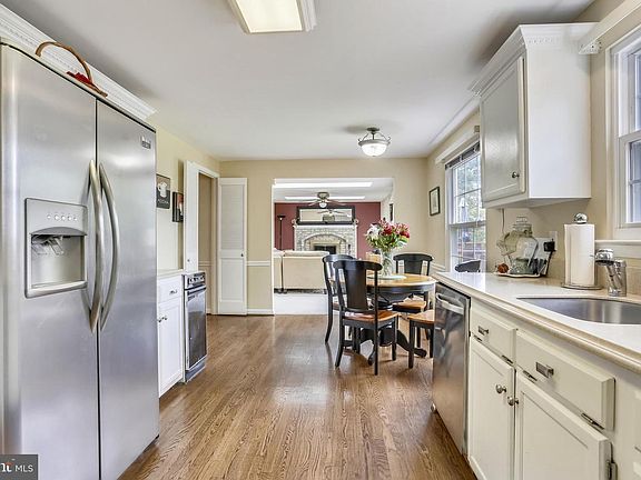 3rd image of 7505 Buena Vista Ter