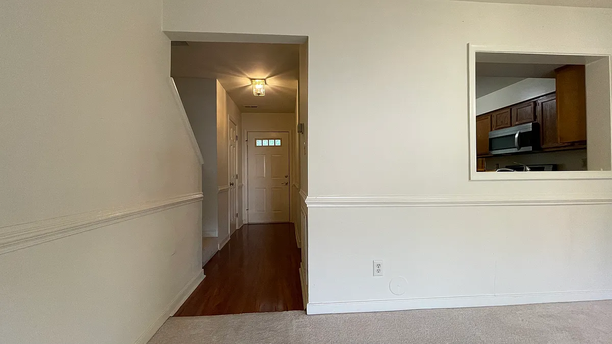 Building Photo - 8703 Hermitage Trace Ct