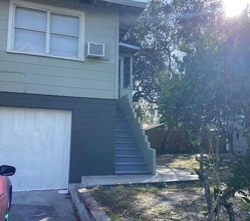 1st image of 962 19th Ave S #D