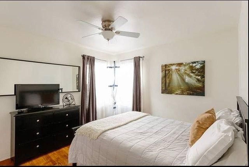 1st image of 846 Island Ct