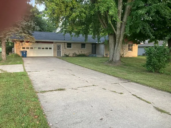 9135 Douglas Ave, Kalamazoo, MI 49009