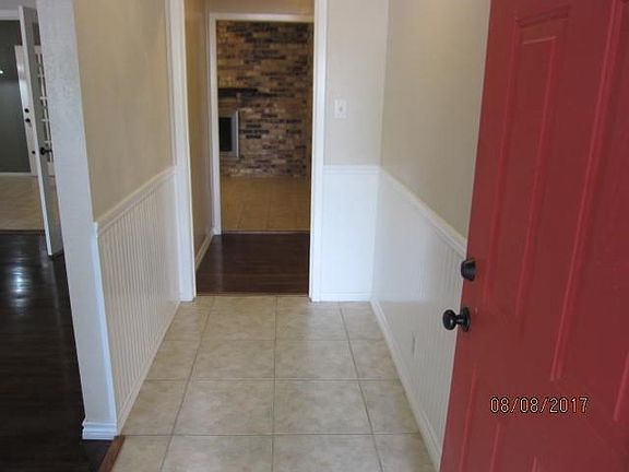 4th image of 1435 Beechwood Ln