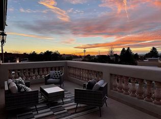 2717 Via Antigua, Santa Fe, NM 87505
