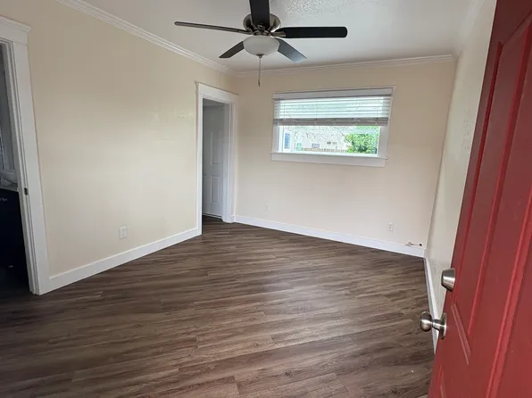 477 Rose Ave #11, Long Beach, CA 90802