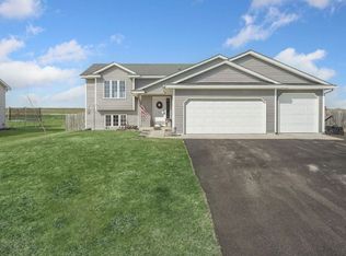 514 Grindstone Ln, Dundas, MN 55019