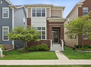 33 N Lincoln Ln, Arlington Heights, IL 60004