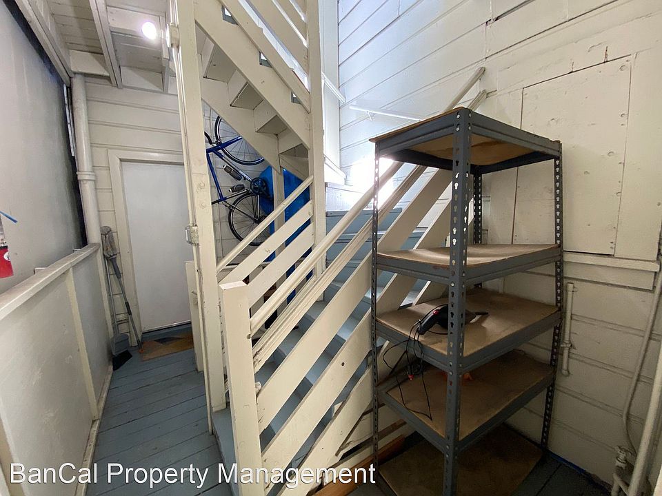 1st image of 204 Dore St Unit 210