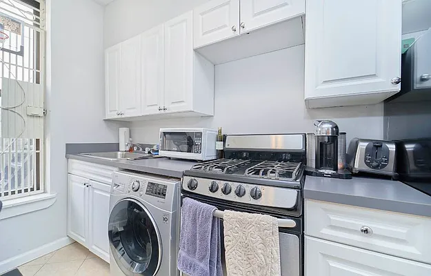 Rented by Living New York | media 11