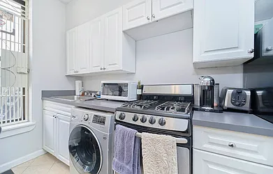 Rented by Living New York