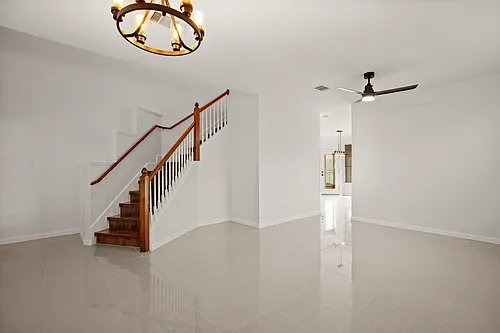 2011 Monica Ln Photo 1