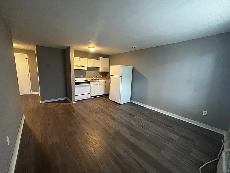 101 N 12th St #305 — Photo 3