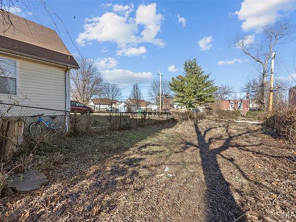 5th image of 3123 Rutger St