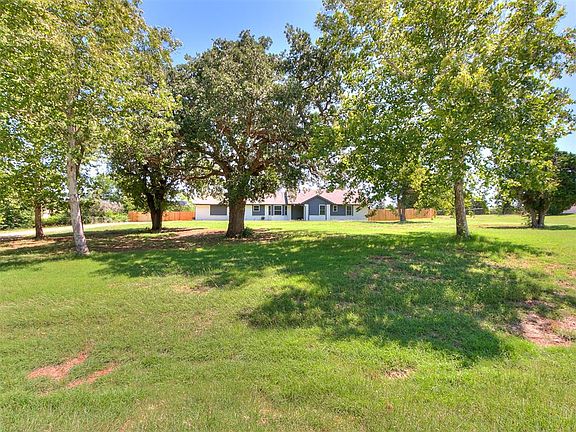 2nd image of 10820 Blue Fox Dr
