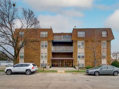 9146 Grand Ave APT 2NE, Franklin Park, IL, 60131