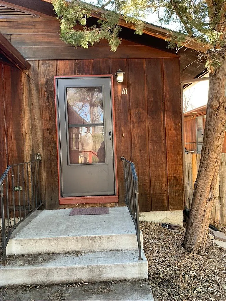 2 bed, 1200 sqft, $1,500 — Photo 1