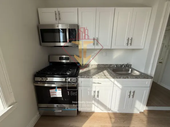 238-240 Garfield Avenue image 1 of 9