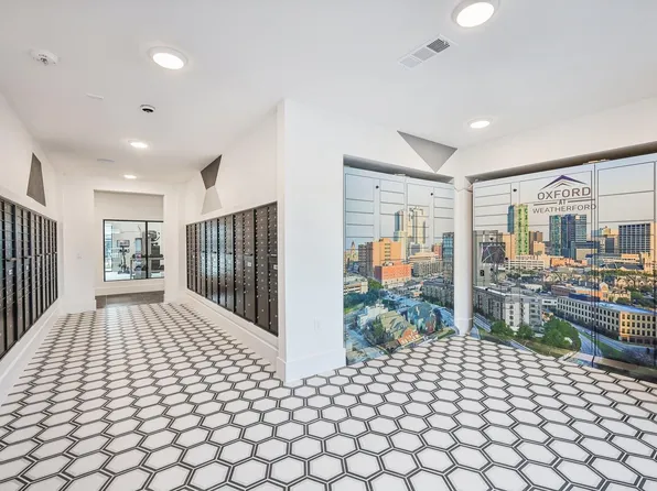 Oxford at Weatherford