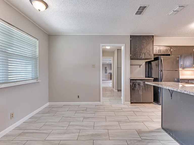 7335 Reed Rd — Photo 23