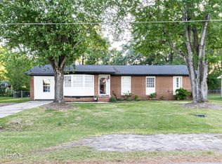 607 Leo Dr, Elm City, NC 27822