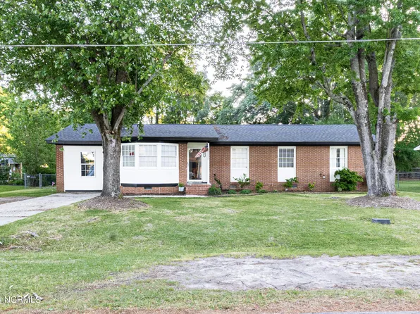 607 Leo Drive, Elm City, NC 27822