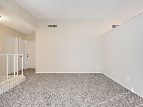 5th image of 815 Fireweed Dr