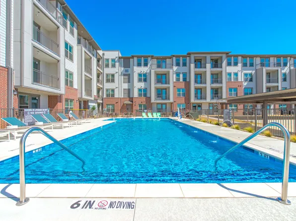 The Luxe at Las Colinas - Adult Active Living, 5000 N State Highway 161 #3208, Irving, TX 75038