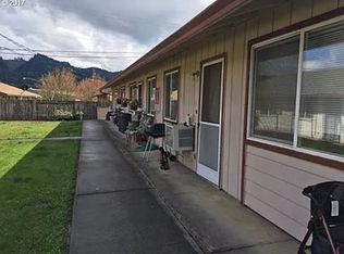 400-402-406 408 #410-412, Sutherlin, OR 97479