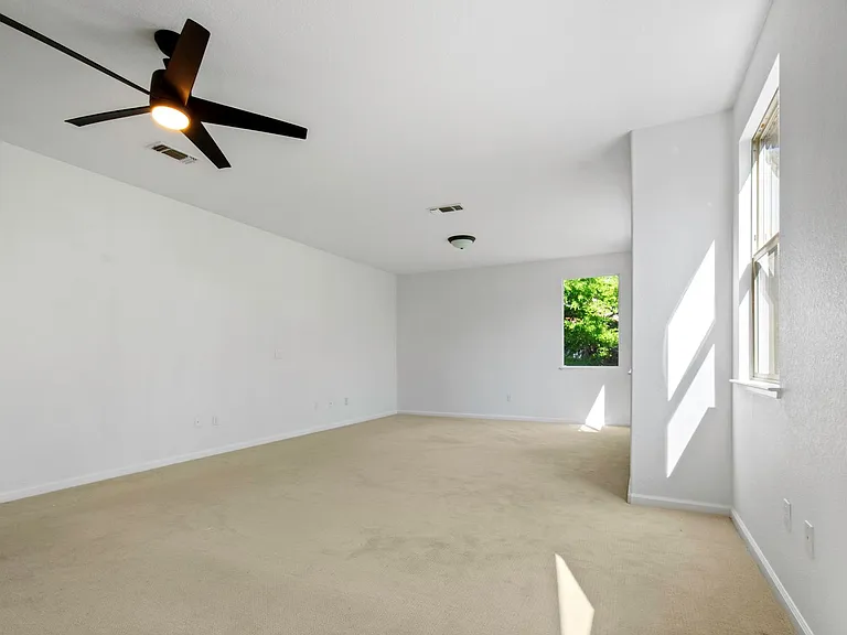 991 Zephyr Ln — Photo 52