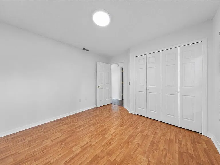 308 Silver Pine Dr — Photo 22