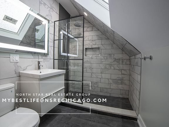 2nd image of 2224 W Palmer St #2F