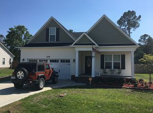 105 Ridgepath Ln, Hubert, NC 28539