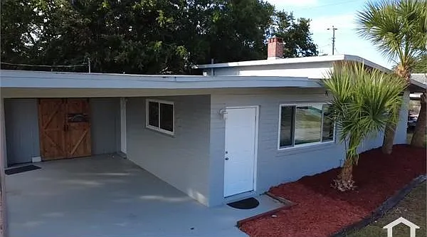 2 bed, 850 sqft, $1,700 — Photo 2