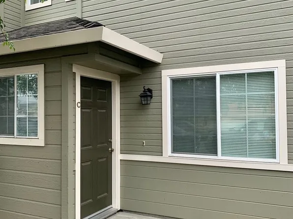 901-909 E Market St #917, Salinas, CA 93905