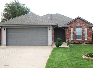 637 NW 113th St, Oklahoma City, OK 73114
