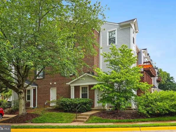 4301 Runabout Ln #85, Fairfax, VA 22030