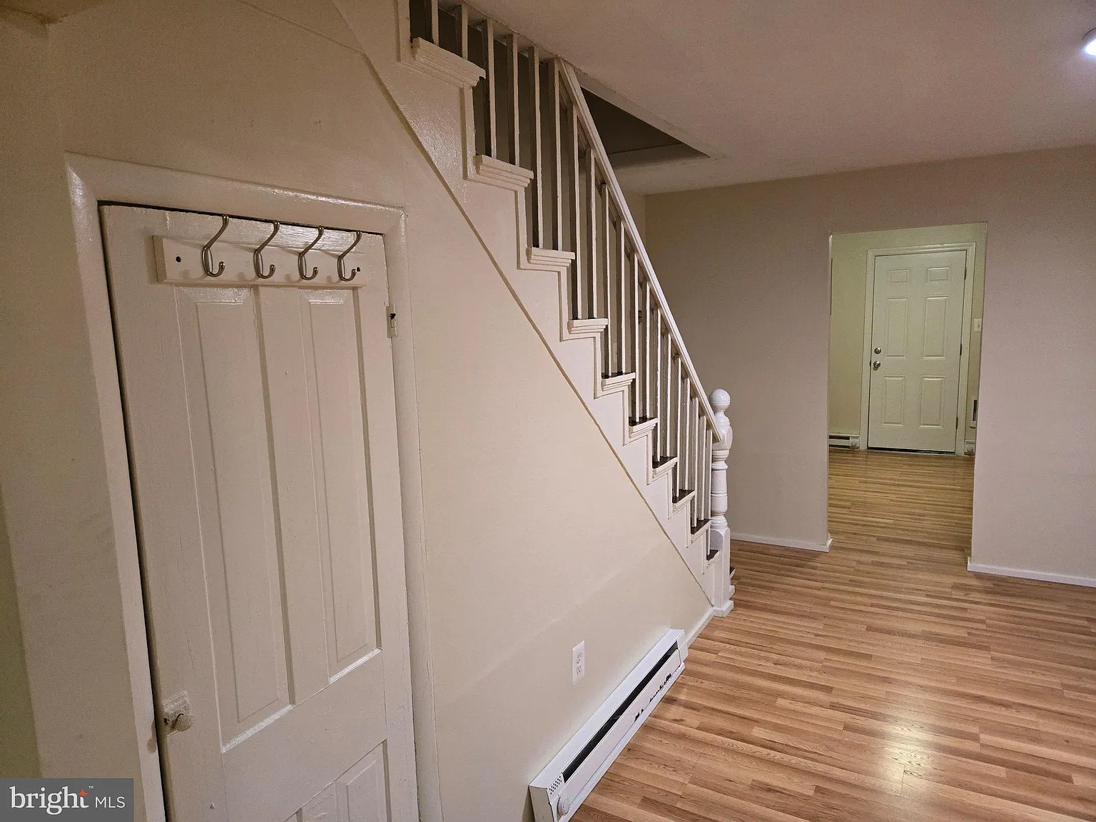 2 bed, 2.0 bath, 1006 sqft, $1,575 — Photo 2