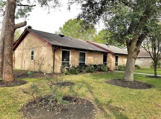 10403 Carlow Ln, La Porte, TX 77571