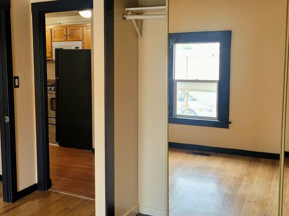 100 Sickles Ave APT 1