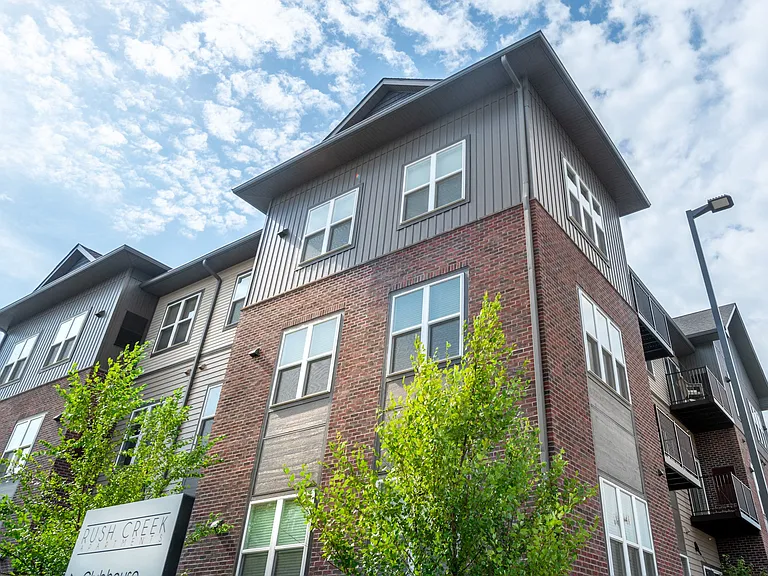 Rush Creek Apartments — Photo 52