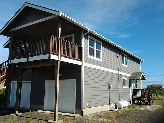 4th image of 1454 Ocean Shores Blvd SW