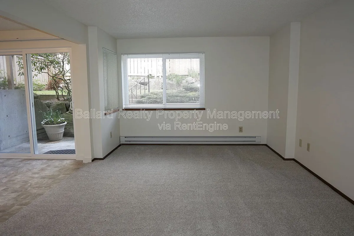 Building Photo - 1742 NW 58th St #100