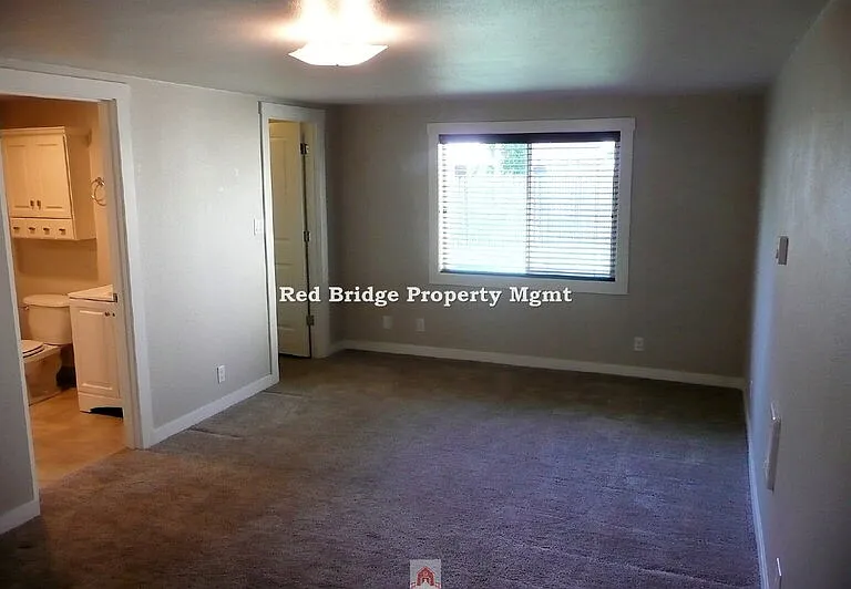 5585 SE 128th Ave — Photo 13