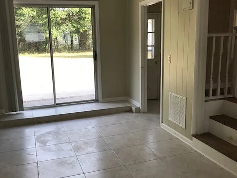 16 Mandalay Dr — Photo 10