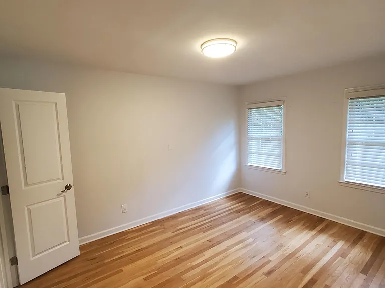 508 Allen Rd NE — Photo 11