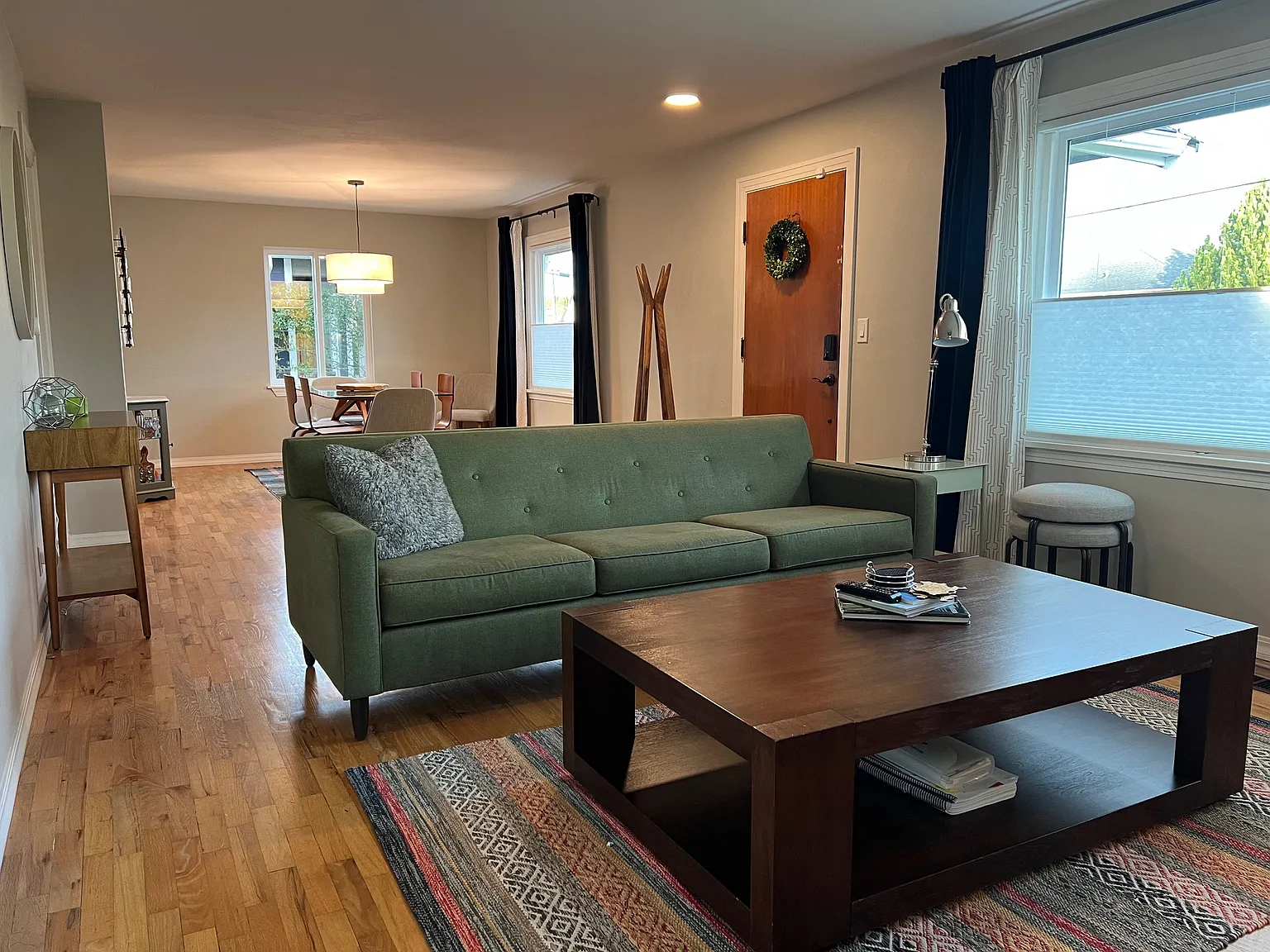 3 bed, 1490 sqft, $2,850 — Photo 3